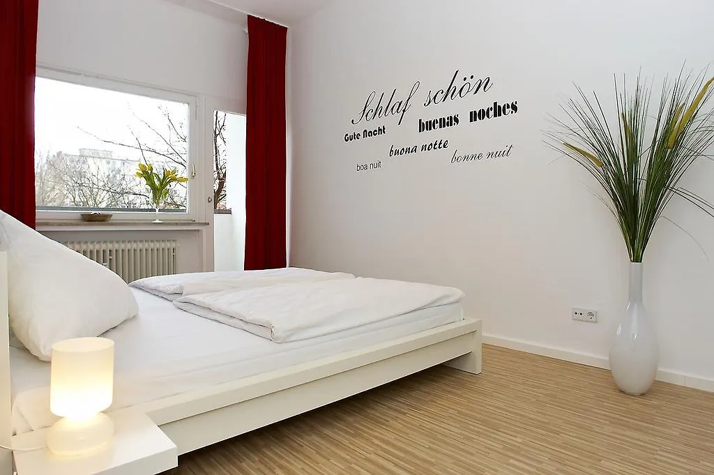 Apartment & Boardinghouse Berlin Friedrichshain-Kreuzberg 0*,