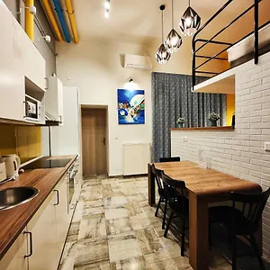 https://king-apartment.inbudapesthotels.com