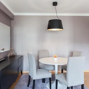https://flh-expo-apartment-with-view.hotels-lisbon-portugal.com